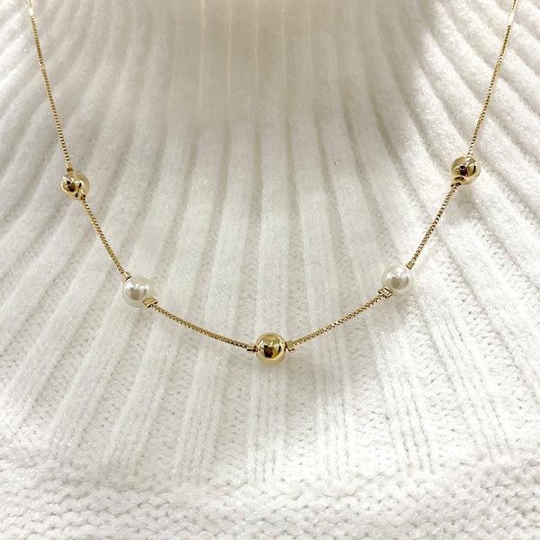 Collar de perlas y beads, 18k Gold Filled, medida 41 a 45cm