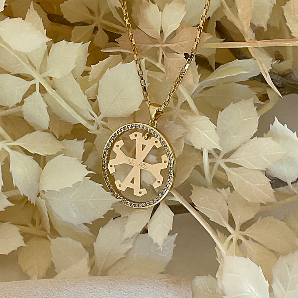 Charm placa Siamo Noi de 20mm con trancadero en 18k Gold Filled