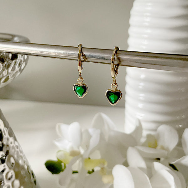 Zarcillos Argollas con dije corazon de cristal (verde, azul, transparente)