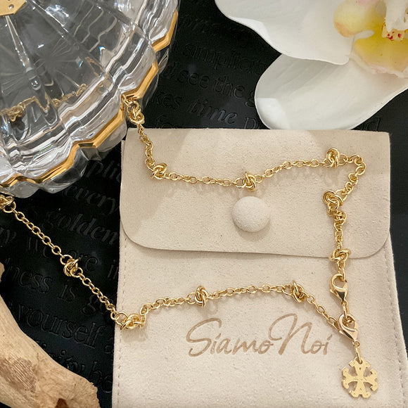 Collar paper clip con dijes Siamo Noi 18kt Gold Filled 