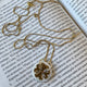 Collar ajustable con Dije Nacar y simbolo Siamo Noi