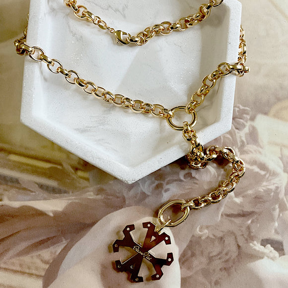 Collar dorado grueso extendido con aro y simbolo Siamo Noi