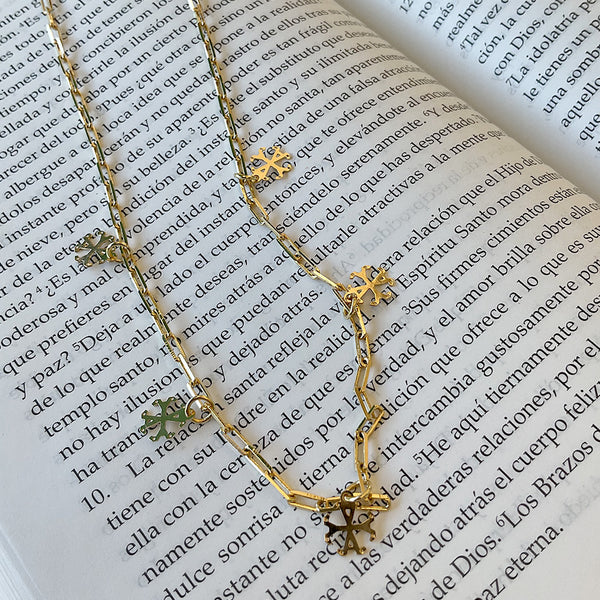 Collar paper clip con dijes Siamo Noi 18kt Gold Filled 