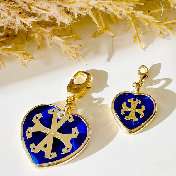 Dije charm corazon grande de murano con símbolo Siamo Noi