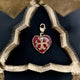 Dije charm corazon grande de murano con símbolo Siamo Noi